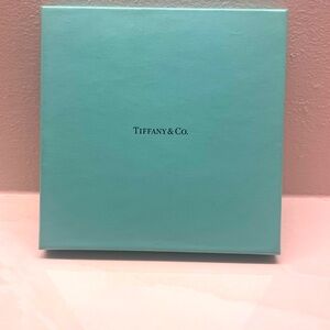🎁 Tiffany & Co Blue Box 5 7/8” x 5 7/8” 🩵
